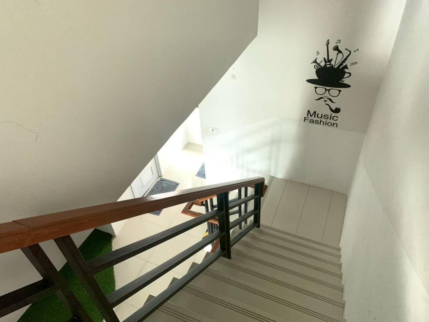 Homey-sleepy Don Mueang Airport Hostel *